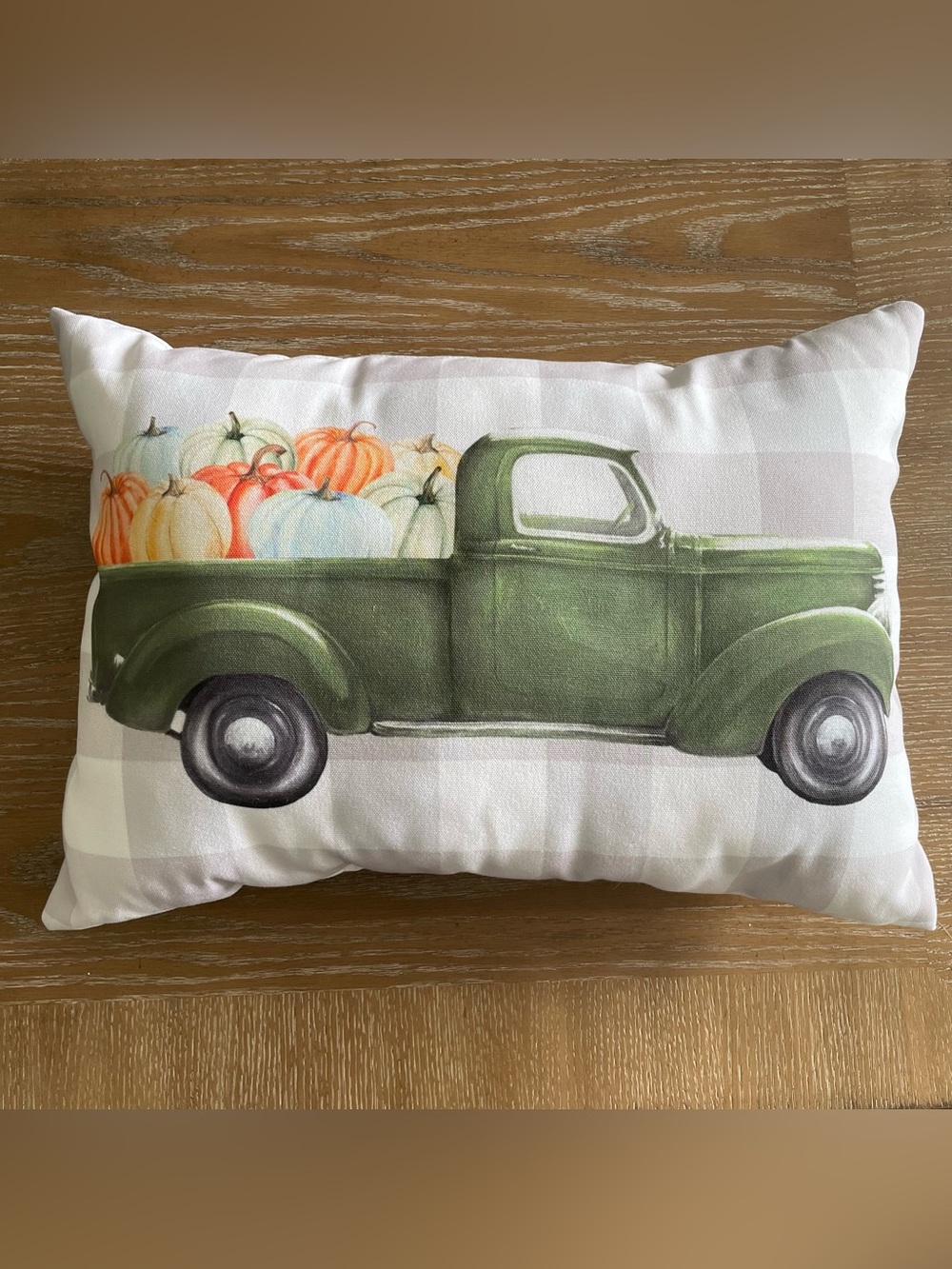 Fall/Thanksgiving Pickup Truck of Pumpkins Throw Pillow